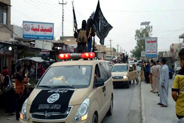 مواكب سيارة لتنظيم داعش في الموصل