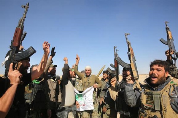 رايات بيضاء وزغاريد لاستقبال القوات العراقية في الموصل