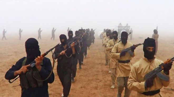 هيومن رايتس: داعش أعدم 13 مدنيًا قرب الموصل