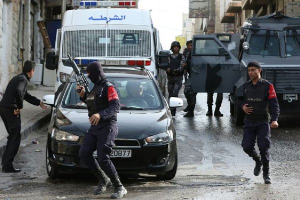 قوات أمن أردنية خلال محاصرة خلية إربد الارهابية