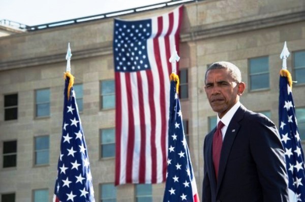 أوباما في مبنى البنتاغون يوم الأحد