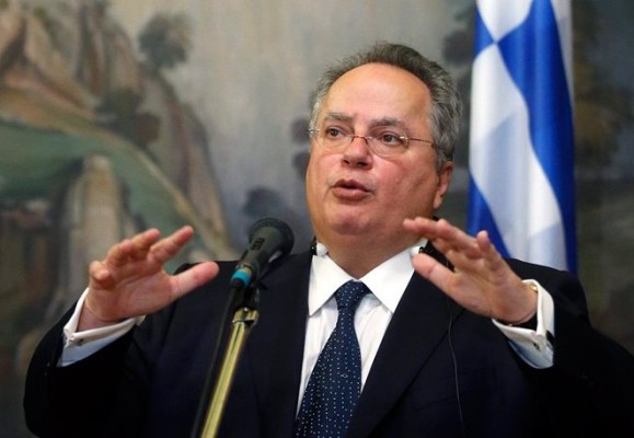 وزير الخارجية اليوناني نيكوس كوتزياس 