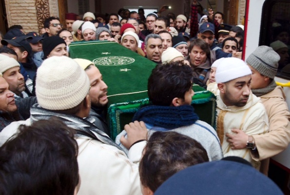 تشييع جنازة شيخ الزاوية البودشيشية الصوفية بالمغرب