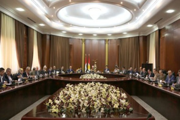 المجلس السياسي لاقليم كردستان مجتمعا برئاسة بارزاني