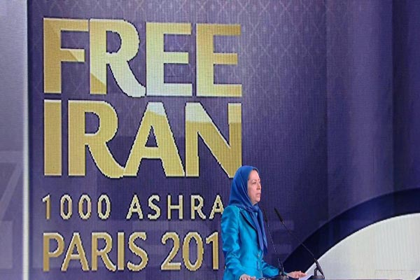 رجوي تتحدث خلال المهرجان السنوي للمعارضة الإيرانية في باريس