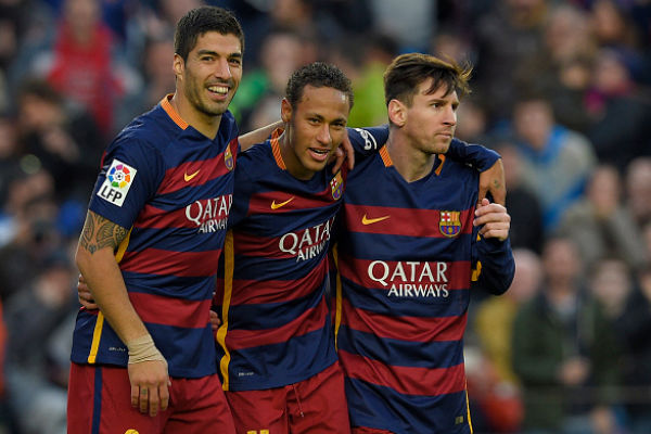 الثلاثي الهجومي قاد برشلونة لفوز كبير على ريال سوسييداد