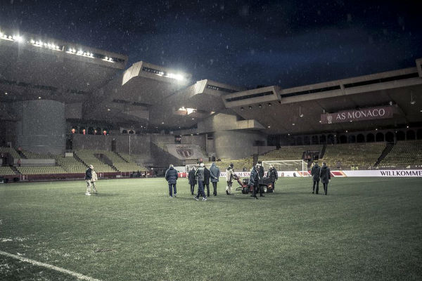 الأمطار الغزيرة تؤجل مباراة موناكو ومونبلييه