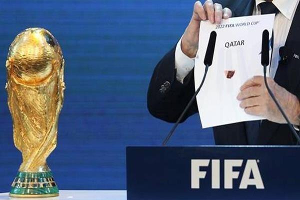 قطر تستضيف مونديال 2022 أواخر نوفمبر