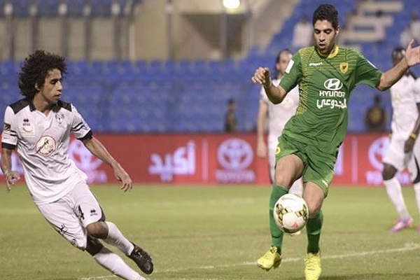 الخليج يعزز حظوظه بالبقاء في الدوري السعودي