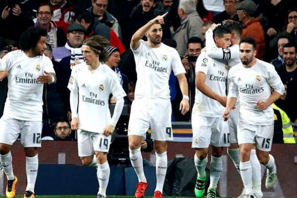 ريال مدريد يسحق إسبانيول بسداسية نظيفة منها ثلاثية لكريستيانو