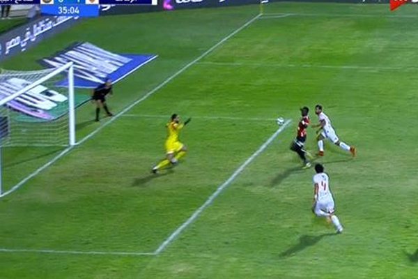 الزمالك ينتزع من بيراميدز صدارة الدوري المصري