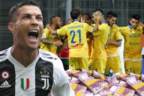 راتب رونالدو في يوفنتوس يعادل ثلاثة أضعاف رواتب لاعبي فروزينوني