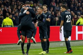 ريال مدريد يحبط أياكس وتوتنهام يتخطى دورتموند بثلاثية