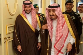 الملك سلمان يستقبل رئيس هيئة الرياضة ورؤساء الأندية