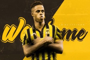 الاتحاد يخطف هارون كمارا بعد انسحاب الهلال