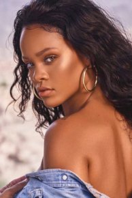 كيف أنقذت ريهانا والدها بعد إصابته بفيروس كورونا؟