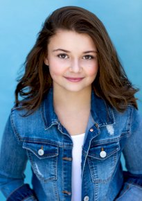 جيما بروك ألين بطلة Mixtape على Netflix