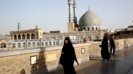 هل تستعين إيران بالذكاء الاصطناعي لإصدار فتاوى دينية؟ -الفايننشال تايمز