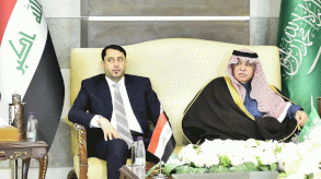 العراق والسعودية يوقعان مذكرة تفاهم للربط الكهربائي