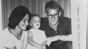 حكاية الرجل الذي شحن نفسه في صندوق من بريطانيا لأستراليا لحضور عيد ميلاد ابنته