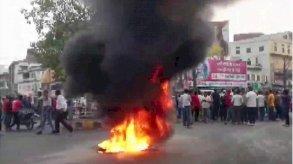 العنف في الهند: مسلمان يقطعان رأس هندوسي 