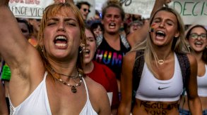 100 امرأة: هل أصبحت النساء أكثر شعوراً بالغضب الآن؟