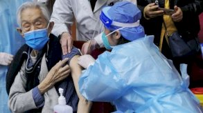 فيروس كورونا: ما سبب ضعف نسبة تلقيح كبار السن في الصين؟
