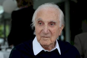 رفعة الجادرجي في ذمة الخلود!