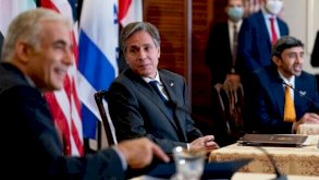 واشنطن: لا نطبع مع الأسد... ولا نمنع المطبعين