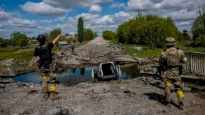 أوكرانيا: غارة روسية على قرية تضم معسكراً كبيراً