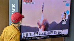 كوريا الشمالية تطلق وابلاً من الصواريخ