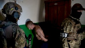فيديو.. كييف تحبط محاولة لاغتيال وزير الدفاع ورئيس الاستخبارات