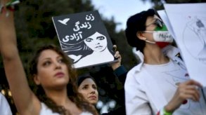 انتفاضة الحجاب: الطالبات الإيرانيات هن رأس الحربة