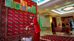 انتخابات تشريعية في تركمانستان