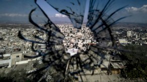 مؤرخ إسرائيلي: إنزعوا سلاح السلطة الفلسطينية فورًا