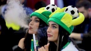 مونديال 2022: لبنانيون محرومون من متابعة المباريات 