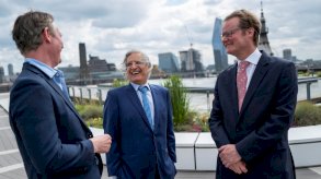 عثمان العمير يقول لـ MBC تعقيباً على الاتفاق مع فايننشال تايمز: شركاء في صنع صحافة الرفاهية