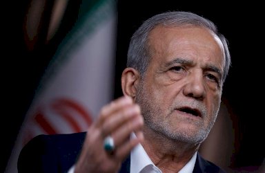 الرئيس الإيراني يعلن عن مفاوضات نووية مباشرة مع الولايات المتحدة