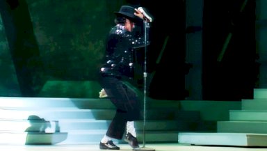 التطور لغةً ونقداً: سيمياء الحركة