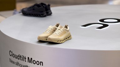 دار On تطلق فعالية Cloudtilt Moon الحصرية في دبي لتعيد تعريف الأحذية المريحة