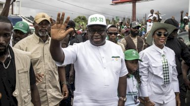 رئيس سيراليون: سنحترم القانون العام