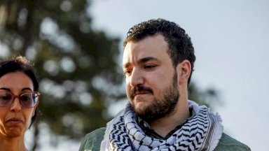قاضي الهجرة يأمر بترحيل محمود خليل إلى الجزائر أو سوريا