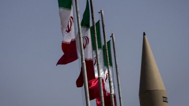 الحرس الثوري يتوعد بتوسيع نطاق الحرب بتكتيكات جديدة بعد رصد نقاط ضعف "العدو"