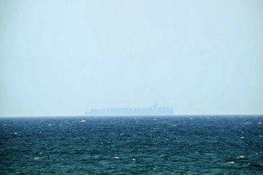 إيران تقترح "آلية تنسيق" مع مسقط لإدارة الملاحة في مضيق هرمز