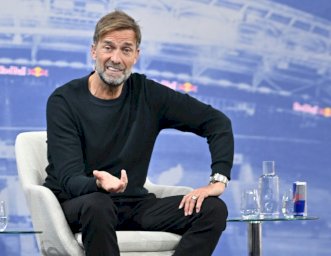 كلوب "سعيد" في وظيفته الحالية رغم الشائعات حول تدريب ريال مدريد (وكيل أعماله)