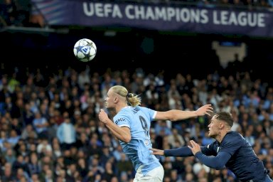 دوري أبطال أوروبا: سيتي يستهل مشواره القاري بانتصار مقنع على نابولي