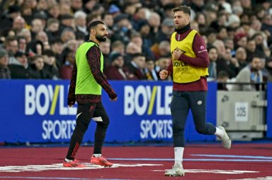 بطولة إنكلترا: هل ليفربول أفضل من دون صلاح؟