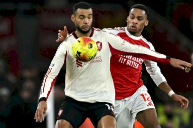 بطولة إنكلترا: قمة سلبية بين أرسنال وليفربول