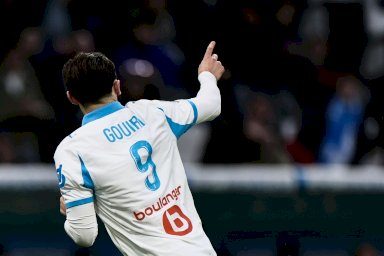 بطولة فرنسا: مرسيليا يفرّط بانتصار على ستراسبورغ في مباراته الأولى بعد رحيل دي تزيربي