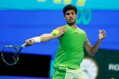 دورة الدوحة: ألكاراس يعود من بعيد ويضرب موعدا مع حامل اللقب